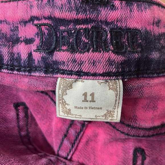 Decree Hot Pink Denim Stonewashed Cutoffs S:11 Excellent Condition - Picture 5 of 7